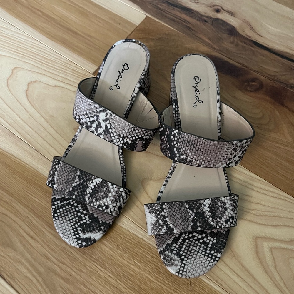 Animal Print Wedges 🤎